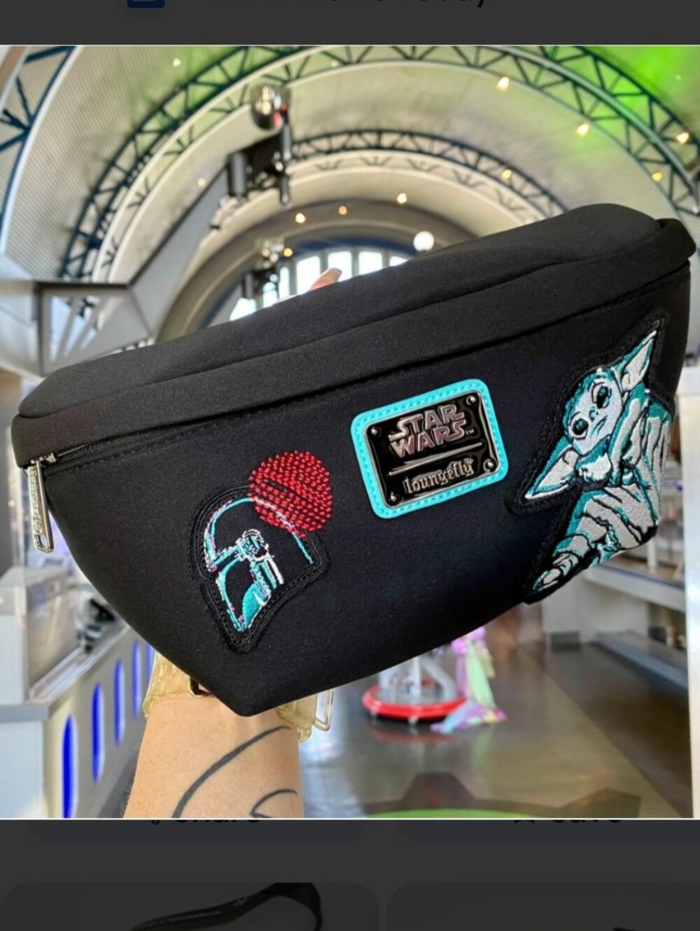 Loungefly Star Wars The Mandalorian Black Baby Yoda (Grogu) Fanny Pack